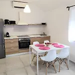 Arnyas Apartmanhaz Balatonlelle