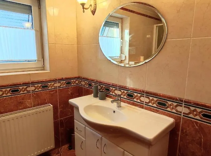 Arnyas Apartmanhaz Appartement Balatonlelle