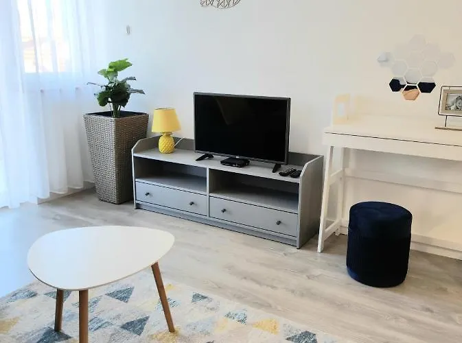 Apartament Arnyas Apartmanhaz Balatonlelle
